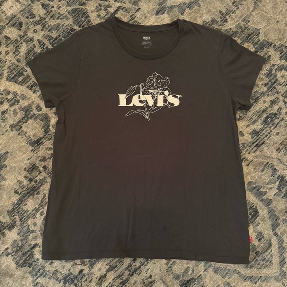 Women’s Levi’s Black White Flowered Graphic Tee Shirt: X-Large - Picture 1 of 4